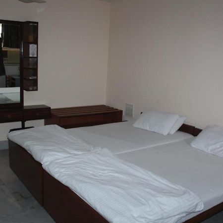 Service Apartments, Park Street, Calcutta Luaran gambar