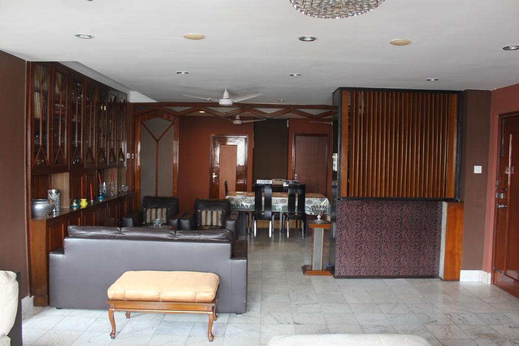 Service Apartments, Park Street, Calcutta Luaran gambar